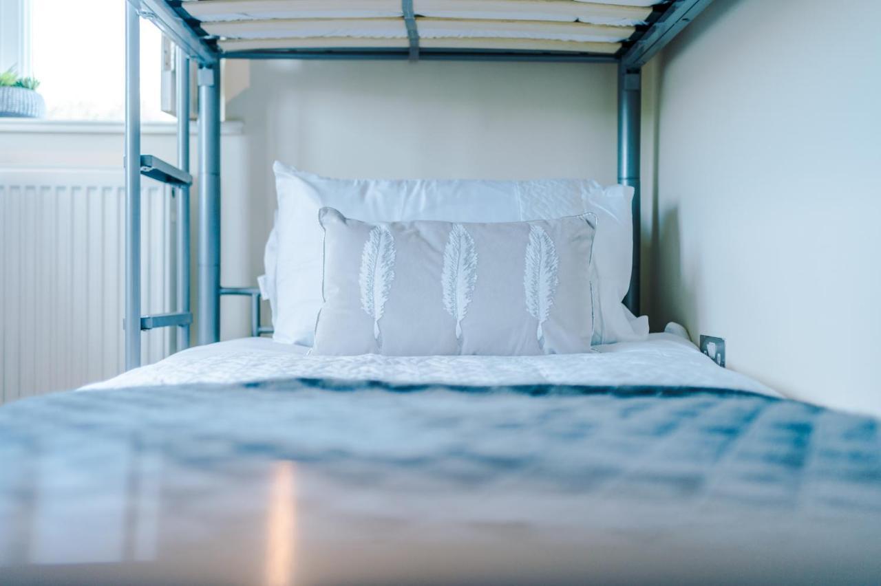 "Woodlands" By Greenstay Serviced Accommodation - Luxury 3 Bed Cottage In North Wales With Stunning Countryside Views & Parking - Close To Glan Clwyd Hospital - The Perfect Choice For Contractors, Business Travellers, Families And Groups Bodelwyddan Zewnętrze zdjęcie